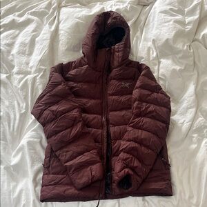 Arc'teryx Men's Burgundy Puffer Jacket
